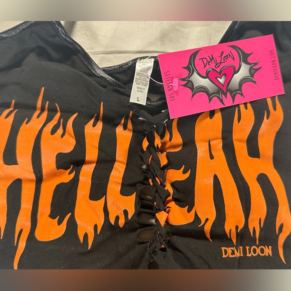 Demi Loon Graphic Hell Yeah Black and Orange Sexy Shredded Women's Tank Sz LG - Picture 4 of 4